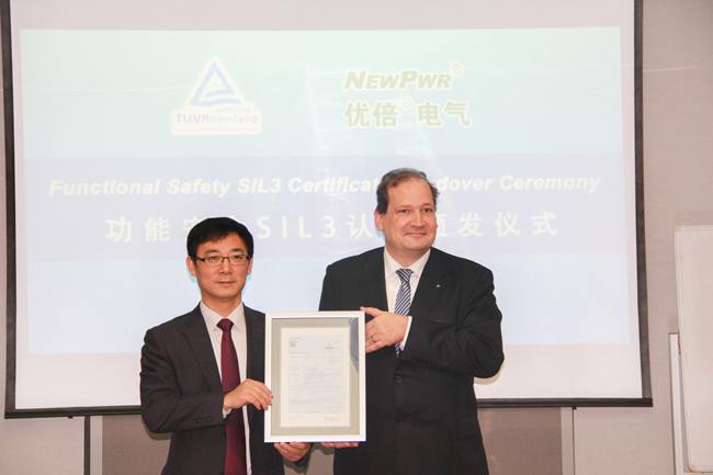 1571812280773270khVq.jpg 2015.11.jpg