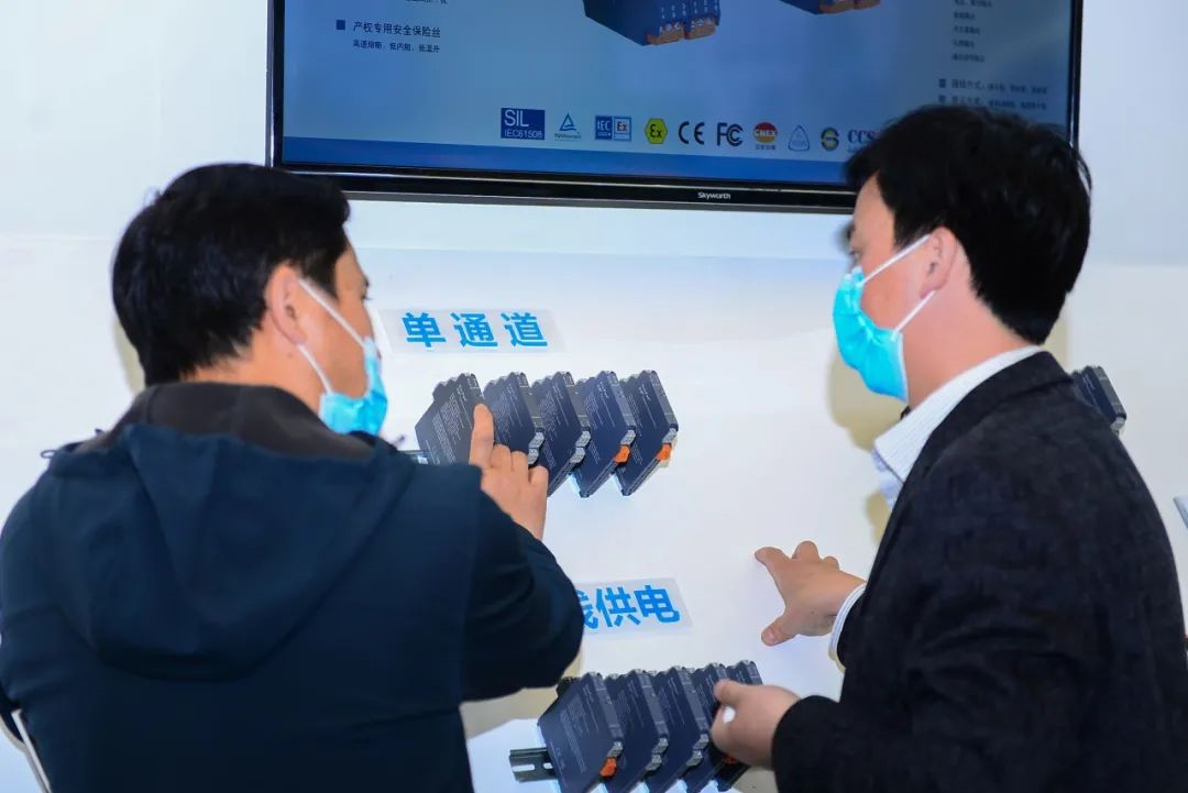 1619056570492050CB1n.png 1619056570492050CB1n.png